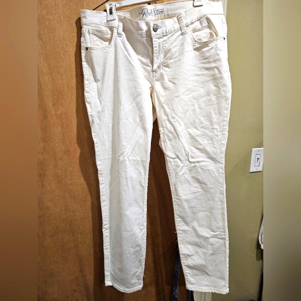 Old Navy Rockstar Jeans Size 16